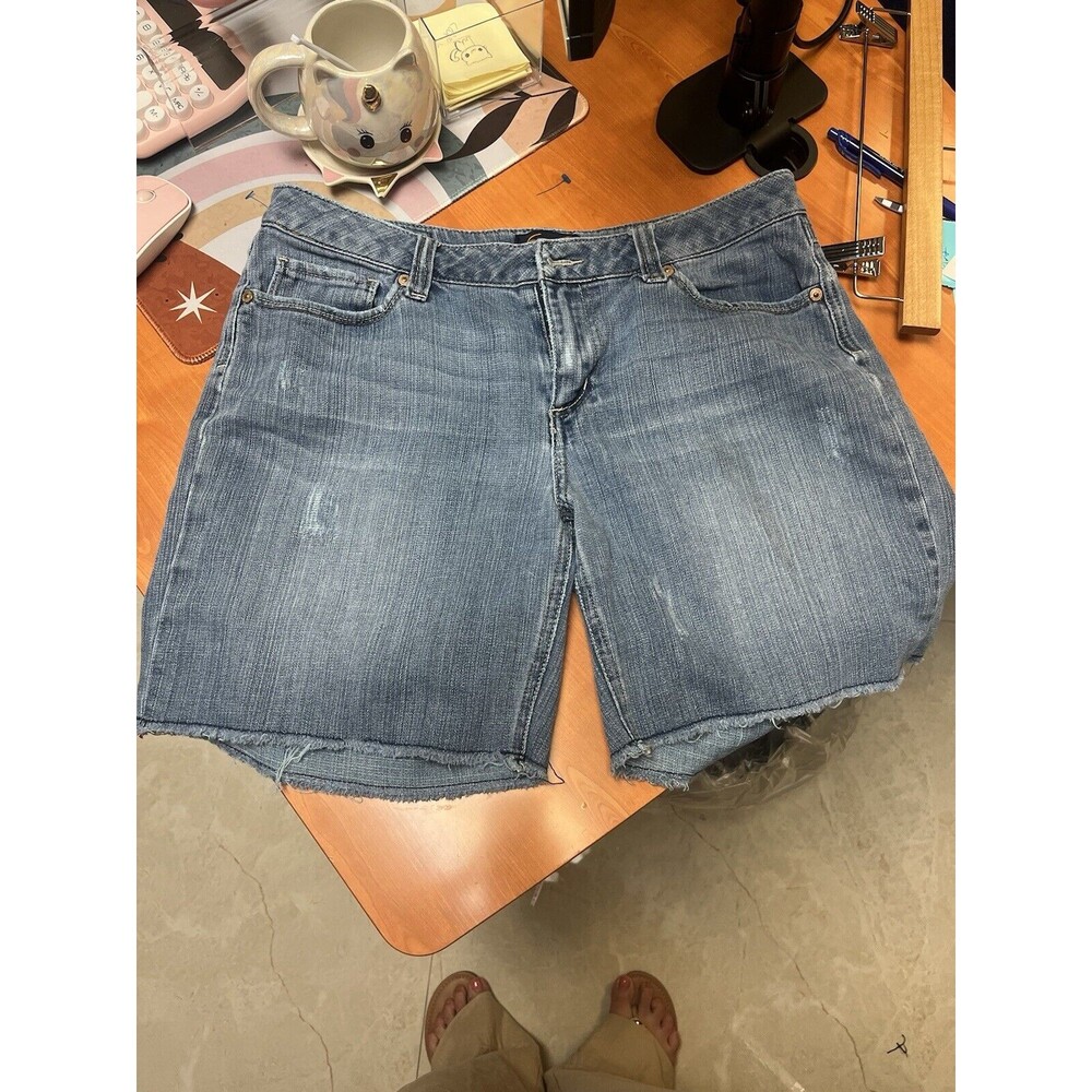 7 Seven For All Mankind‎ Women's Denim Jean Shorts Size 6 Bermuda Cutoff